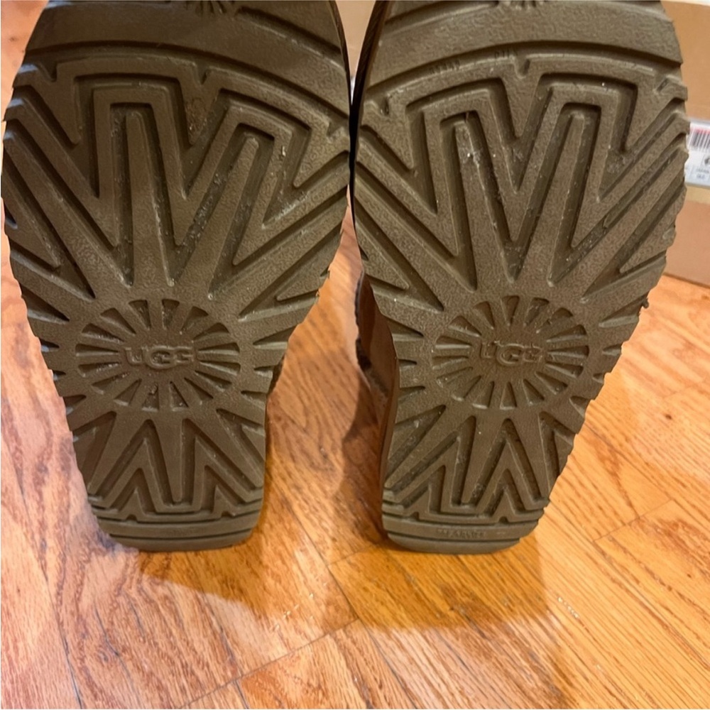 Ugg Bailey Bow - image 3